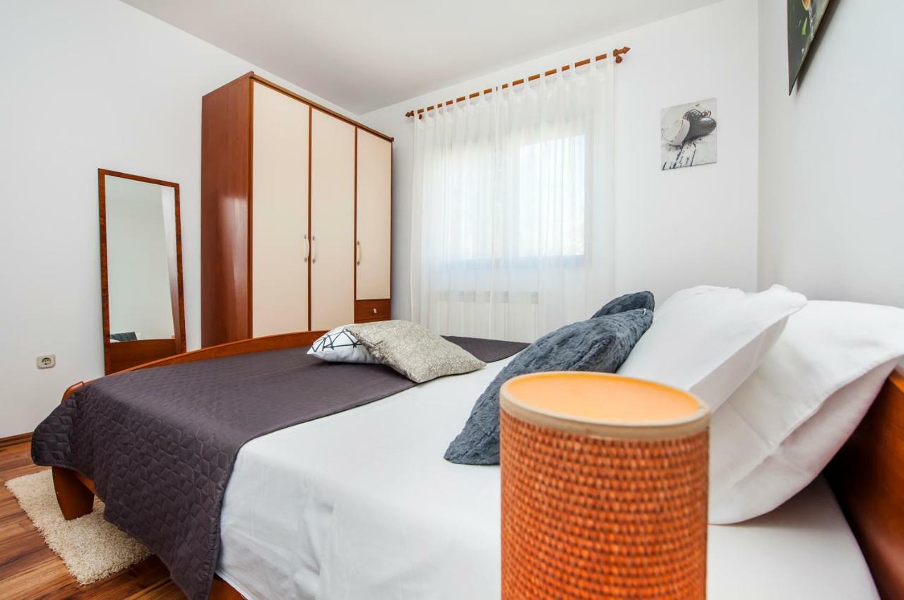 Apartman Lamanova Rovinj Bagian luar foto