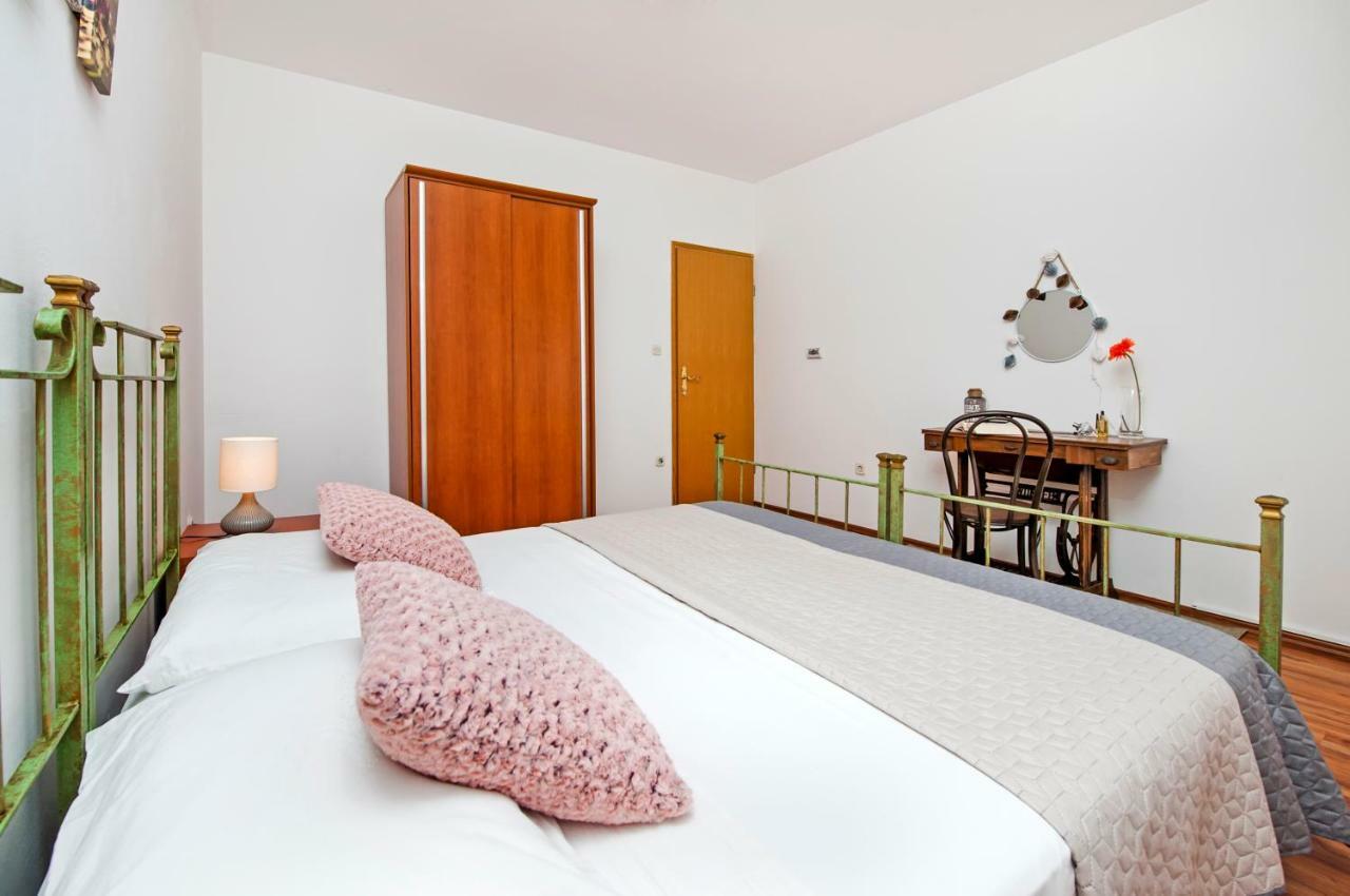 Apartman Lamanova Rovinj Bagian luar foto